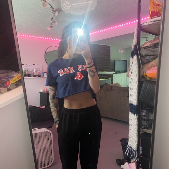 Red Sox Crop Top Tshirt M - Picture 4 of 6